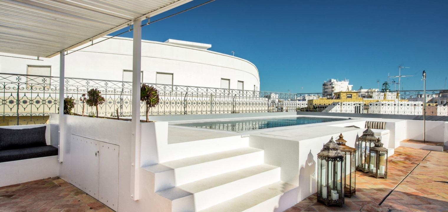 Stylish & Modern 12 Bedroom Villa with Private Pool in Olhao Stylish & Modern 12 Bedroom Villa with Private Pool in Olhao