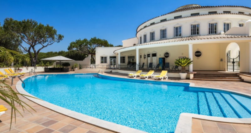 10 Stunning Algarve Villas With Private Jacuzzis